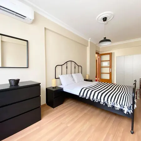 Apartment Center Spacious Flat No9