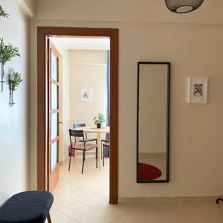 Apartment Center Spacious Flat No9 *