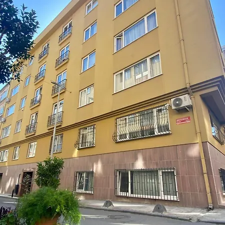 Center Spacious Flat No9