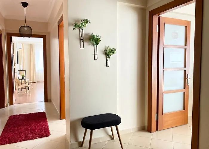 Center Spacious Flat No9 Apartmán