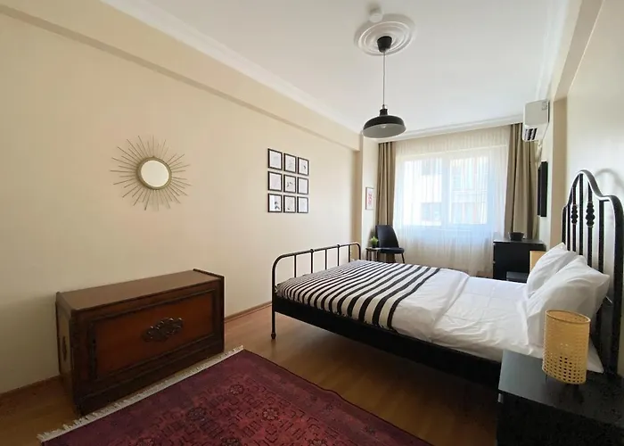 Center Spacious Flat No9