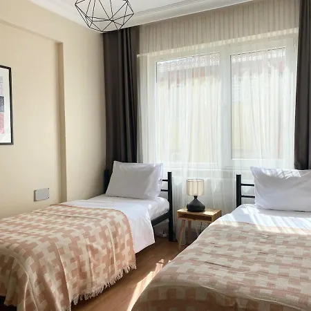 Center Spacious Flat No9 דירה *
