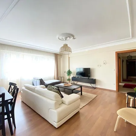 דירה Center Spacious Flat No9 איסטמבול