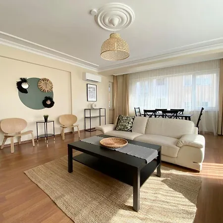 דירה Center Spacious Flat No9 איסטמבול